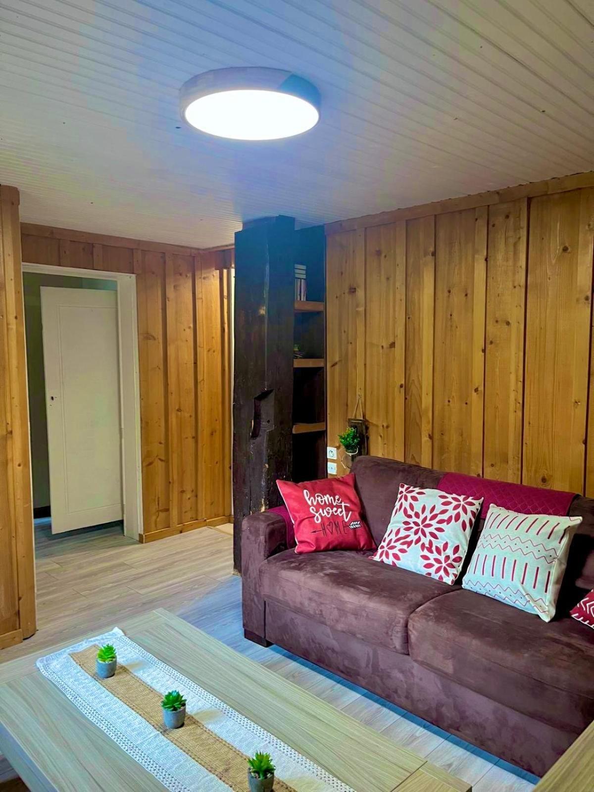 Appartement Dans Maison Familiale Bellevaux Extérieur photo