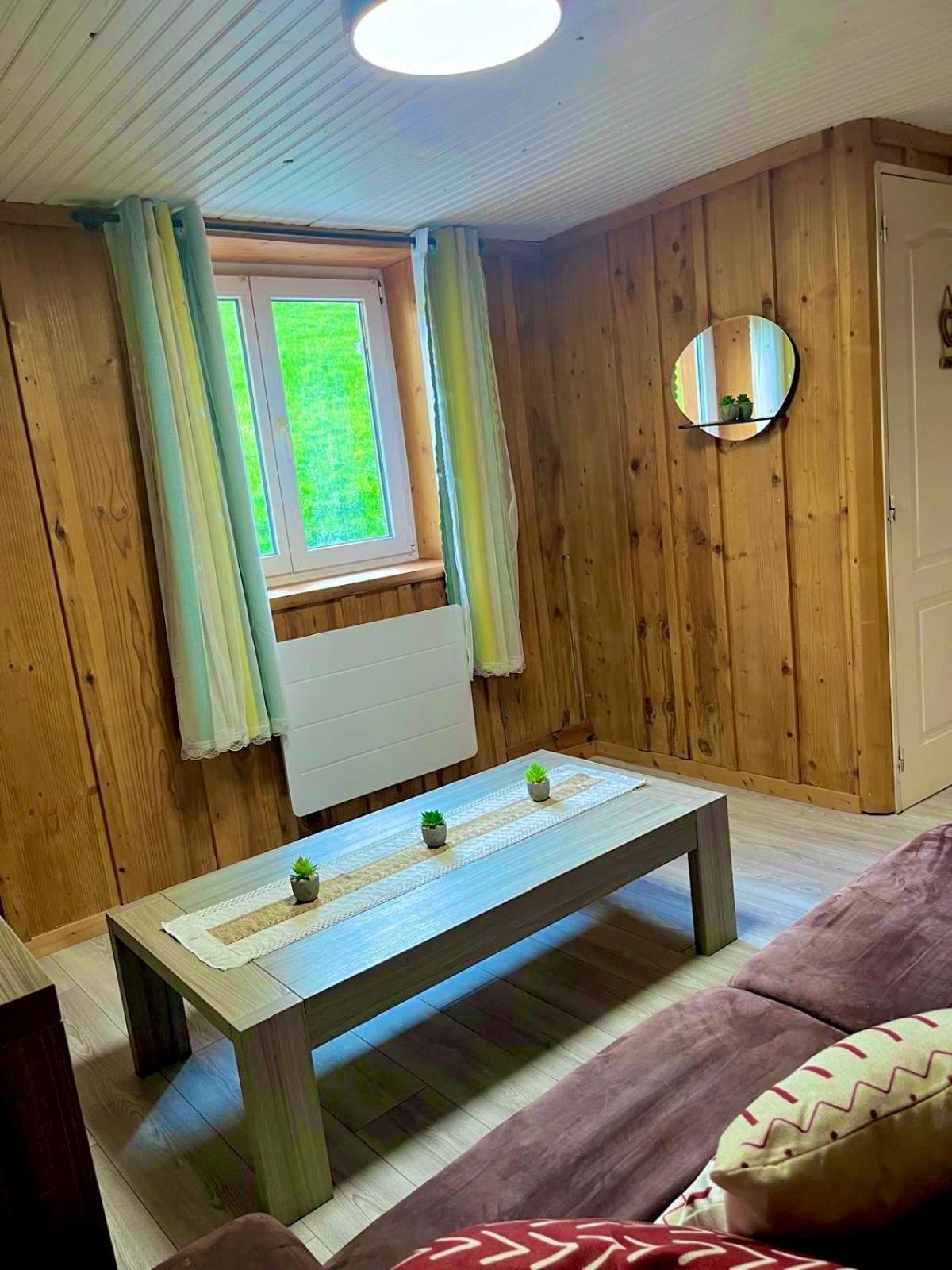Appartement Dans Maison Familiale Bellevaux Extérieur photo